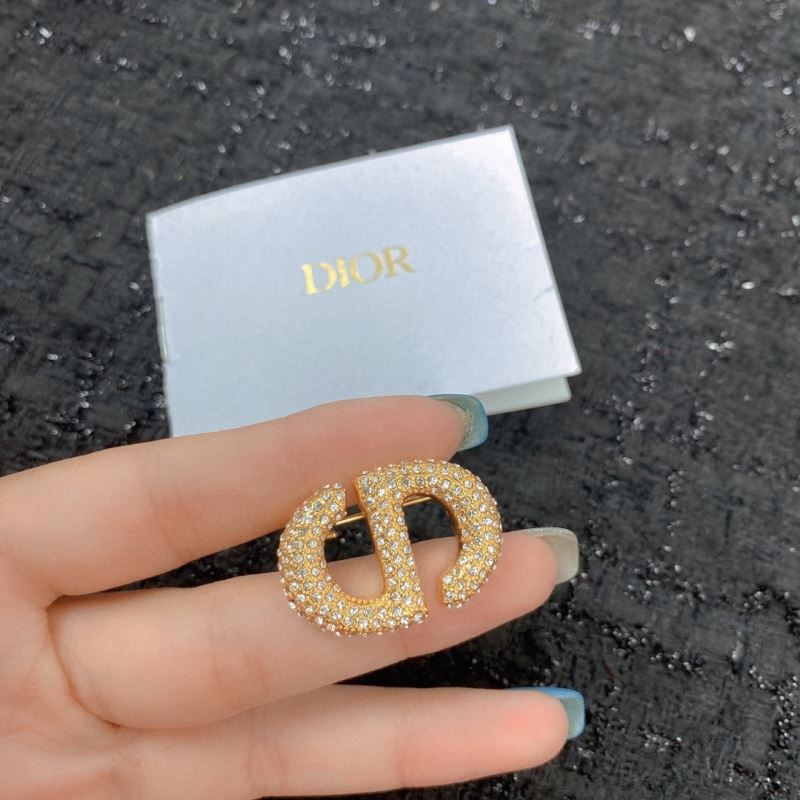 Christian Dior Brooches